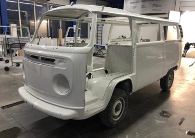 VW T2 Bus Endlackierung 3